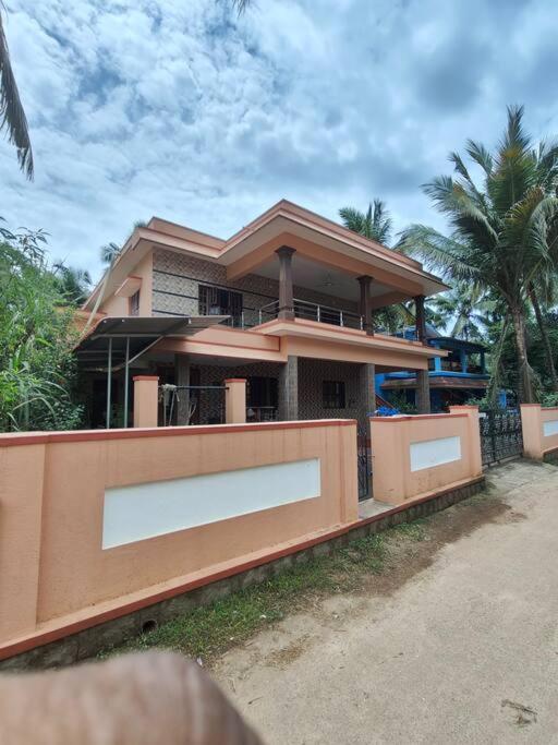 Sharvari Home Stay Udupi Εξωτερικό φωτογραφία
